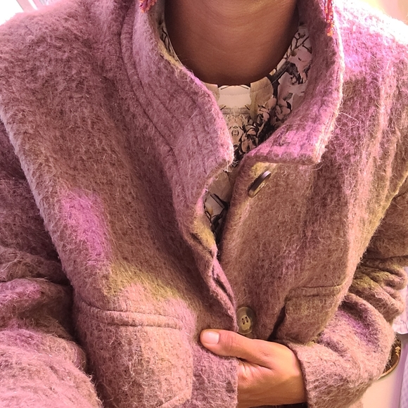 Lavender Purple Fuzzy Coat - H&M - Picture 2 of 7